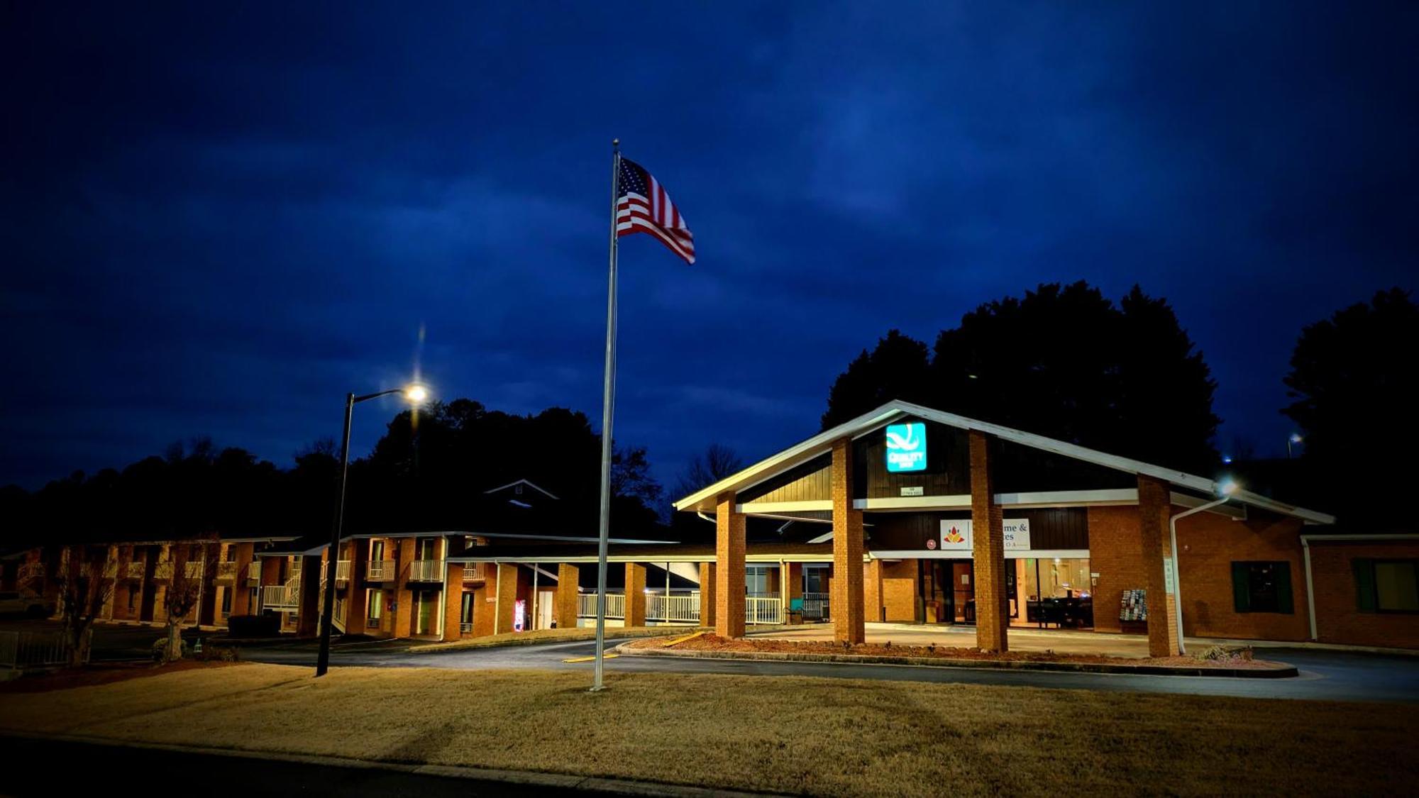 My Home & Suites Toccoa Eksteriør billede